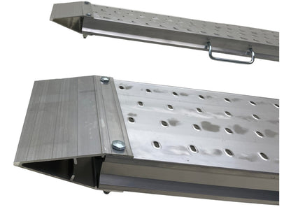 Jeu de rampes aluminium pliantes 1100kg 2440x240mm largeur utile 220mm MW Tools - 3