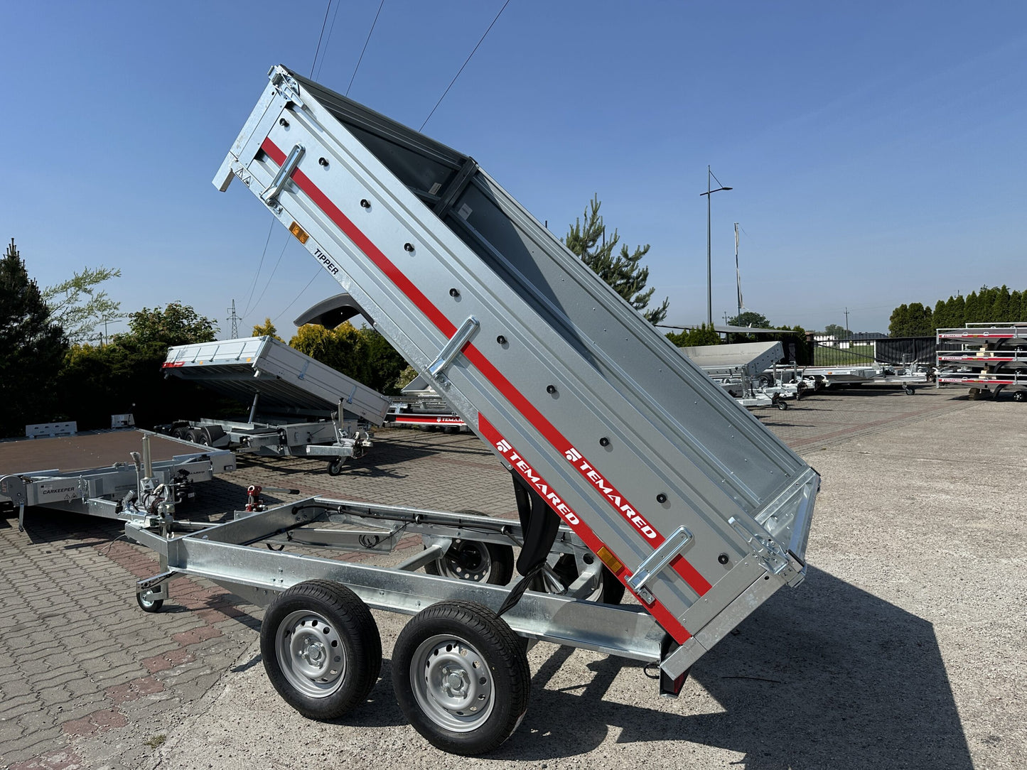 Remorque benne basculante à deux essieux Tipper 2515  : 750 kg – Image 6